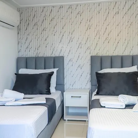 Panorama Pool Duplex 2 Apartamento Sarandë